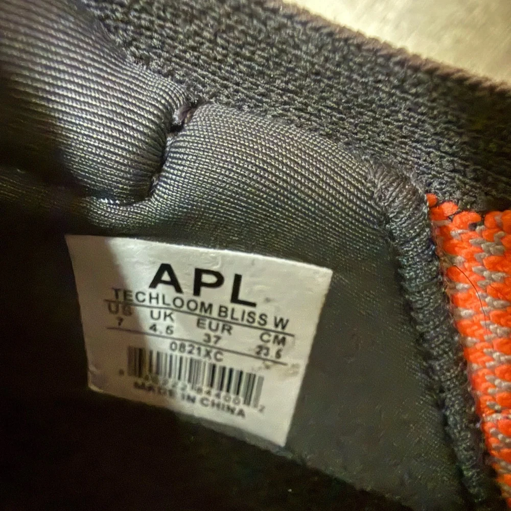 APL Techloom Bliss Running Shoes Athletic Sneakers Women’s Size 7